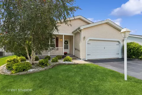 3203 Harness Ln, Grayslake, IL 60030