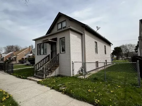 Exterior - Undisclosed, Chicago, IL 60628 photo 1 of 3