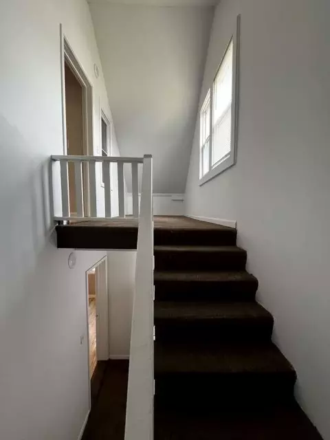 Entry Way - Undisclosed, Chicago, IL 60628 photo 1 of 4