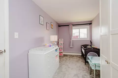 Bedroom - 9518 Dee Rd #2A, Des Plaines, IL 60016 photo 1 of 3