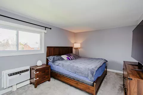 Bedroom - 9518 Dee Rd #2A, Des Plaines, IL 60016 photo 2 of 3
