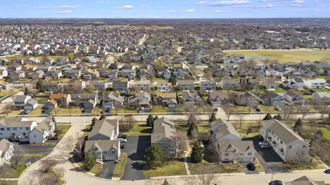 View/Area - 2702 Canyon Dr, Plainfield, IL 60586 photo 5 of 8