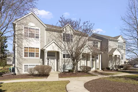 Exterior - 2702 Canyon Dr, Plainfield, IL 60586 photo 2 of 4