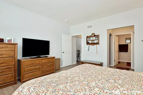 Bedroom - 2406 Truman Trl, Mchenry, IL 60050 photo 2 of 4