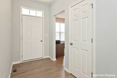 Entry Way - 2406 Truman Trl, Mchenry, IL 60050 photo 1 of 1