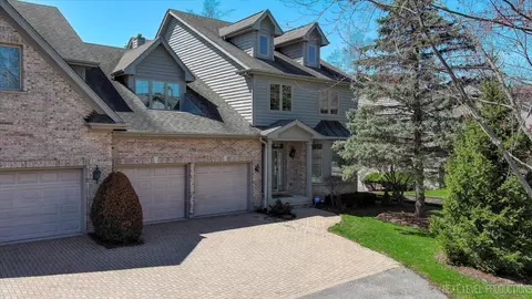 1785 Rizzi Ln, Bartlett, IL 60103 photo 1