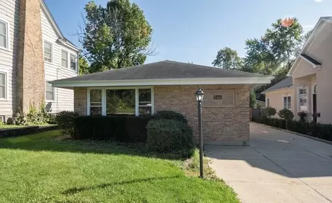 846 Park Ave W, Highland Park, IL 60035