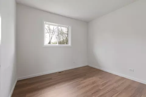 Other - 2010 Carleton Rd, Hoffman Estates, IL 60169 photo 7 of 11