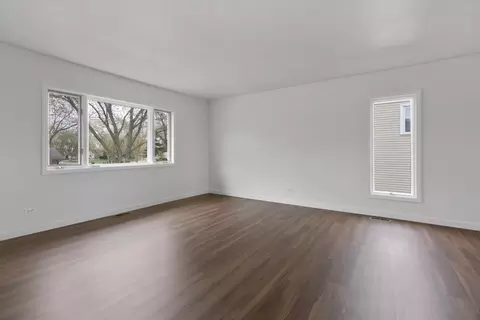 Other - 2010 Carleton Rd, Hoffman Estates, IL 60169 photo 1 of 11