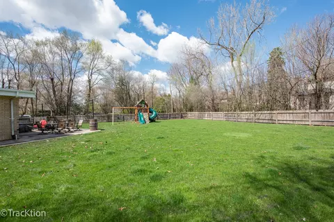 338 67th St, Willowbrook, IL 60527 photo 22