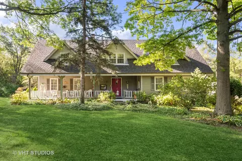 28 W655 Childs St, West Chicago, IL 60185