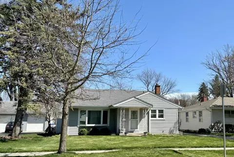 525 S Addison Ave, Villa Park, IL 60181