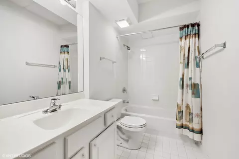 675 Pearson St #412, Des Plaines, IL 60016 photo 12