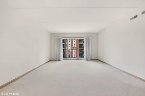 675 Pearson St #412, Des Plaines, IL 60016 photo 4