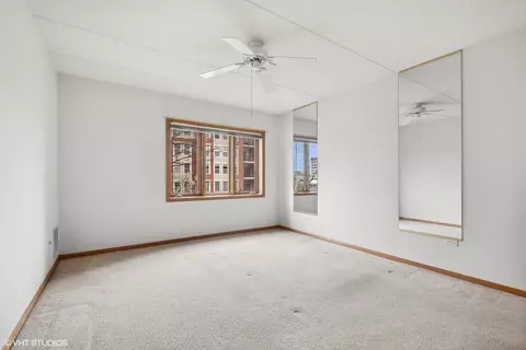 675 Pearson St #412, Des Plaines, IL 60016 photo 9