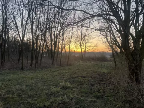 000 Fox River Rd, Salem, WI 53168