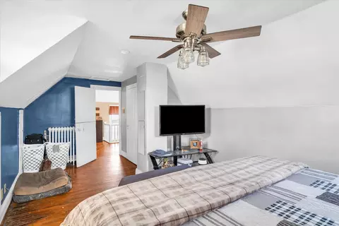 Bedroom - 400 S Piatt St, Bement, IL 61813 photo 3 of 7