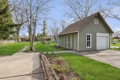 Exterior - 575 Webford Ave, Des Plaines, IL 60016 photo 1 of 4