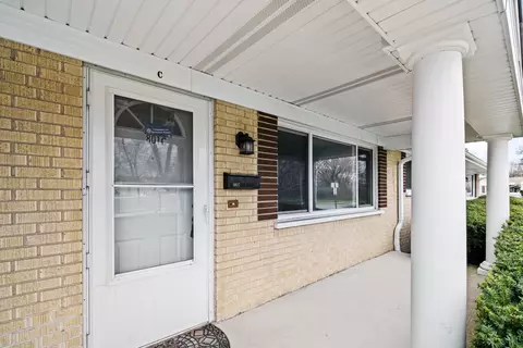 801 Valley Stream Dr #C, Wheeling, IL 60090 photo 16
