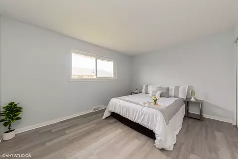 801 Valley Stream Dr #C, Wheeling, IL 60090 photo 10
