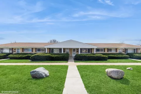 801 Valley Stream Dr #C, Wheeling, IL 60090 photo 3