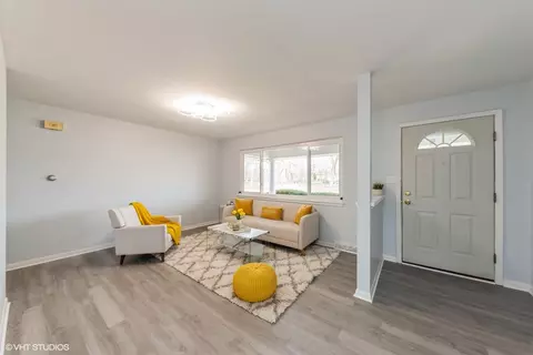 801 Valley Stream Dr #C, Wheeling, IL 60090 photo 4