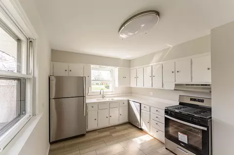 Kitchen - 2515 Rusty Dr, Des Plaines, IL 60018 photo 1 of 1