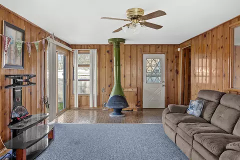 Living - 141 Richton Rd, Steger, IL 60475 photo 1 of 4