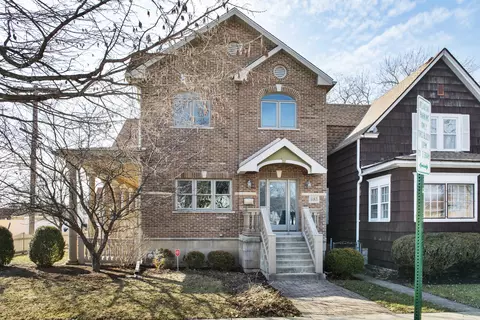 1183 S Wisconsin Ave, Oak Park, IL 60304