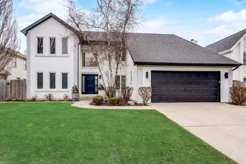 953 Old Arlington Ct, Buffalo Grove, IL 60089