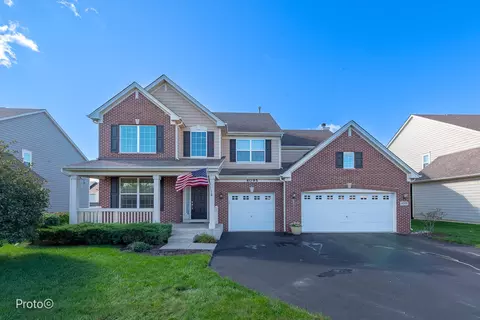 4095 Pompton Ave, Elgin, IL 60124