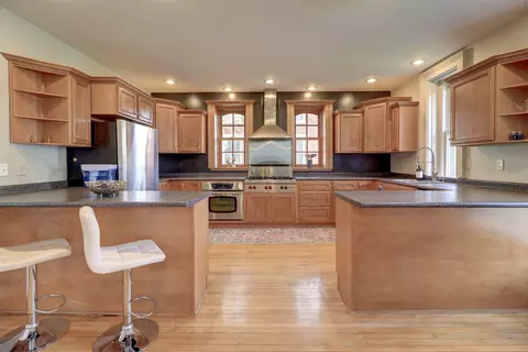 Kitchen - 911 E 2nd St, Sterling, IL 61081 photo 2 of 3