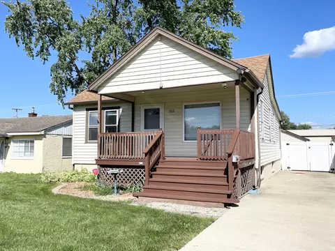 152 N La Salle Ave, Bradley, IL 60915