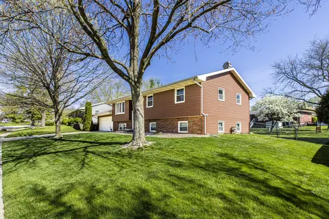 Exterior - 216 Doud Dr, Normal, IL 61761 photo 4 of 8