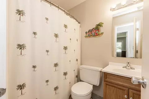 Bath - 216 Doud Dr, Normal, IL 61761 photo 2 of 3