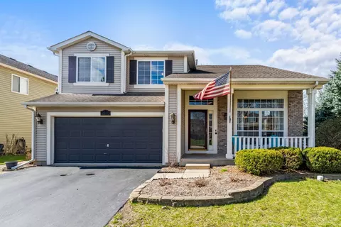 4840 Bordeaux Dr, Lake In The Hills, IL 60156
