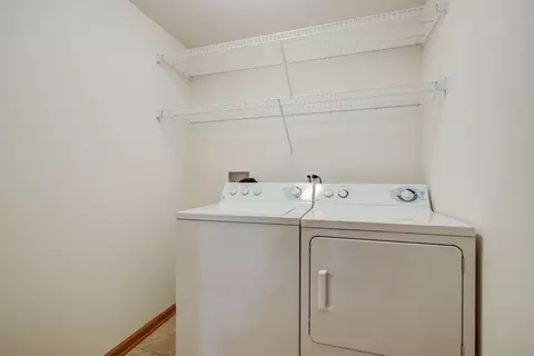 Other - 1378 Perry St #306, Des Plaines, IL 60016 photo 3 of 5
