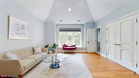 Living - 165 Maple Hill Rd, Glencoe, IL 60022 photo 11 of 14