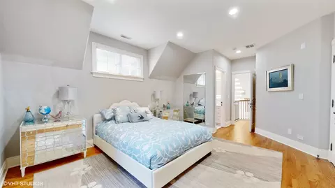 Bedroom - 165 Maple Hill Rd, Glencoe, IL 60022 photo 3 of 5