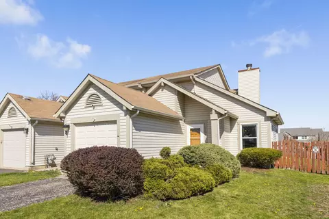 1137 Bradbury Cir, Carol Stream, IL 60188