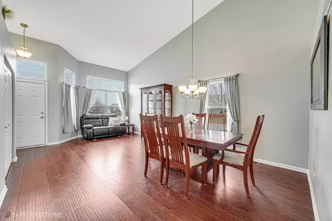 Dining - 7710 Sugar Maple Ct, Plainfield, IL 60586 photo 2 of 3