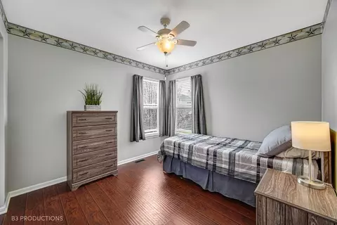 Bedroom - 7710 Sugar Maple Ct, Plainfield, IL 60586 photo 5 of 5
