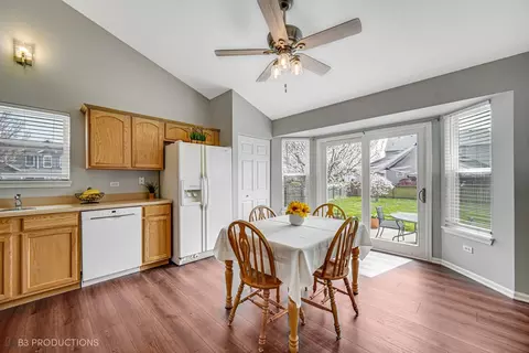 Dining - 7710 Sugar Maple Ct, Plainfield, IL 60586 photo 3 of 3