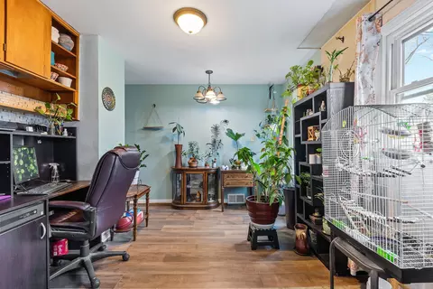Entry Way - 179 S May Ave, Kankakee, IL 60901 photo 1 of 1