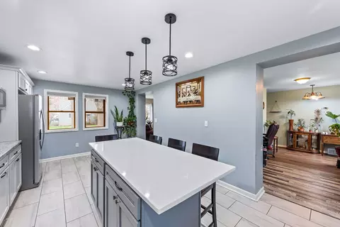 Kitchen - 179 S May Ave, Kankakee, IL 60901 photo 2 of 3
