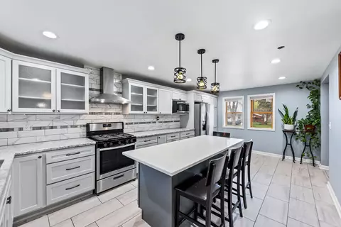 Kitchen - 179 S May Ave, Kankakee, IL 60901 photo 1 of 3