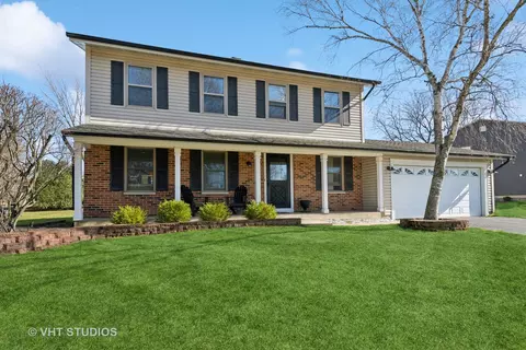 3905 Whispering Trails Dr, Hoffman Estates, IL 60192