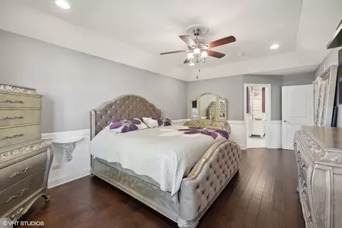 Bedroom - 4124 Maple Ave, Lyons, IL 60534 photo 1 of 4