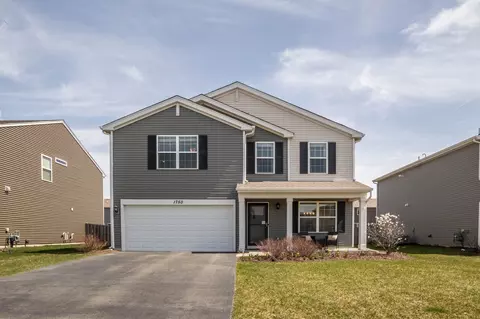 1750 Bayberry Ln, Pingree Grove, IL 60140