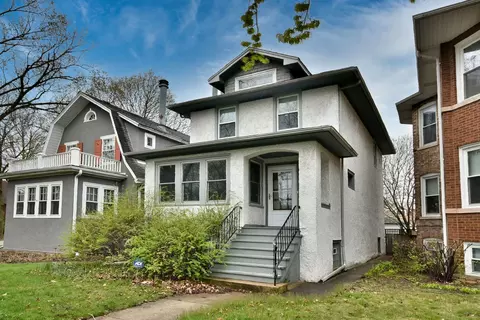 945 S Grove Ave, Oak Park, IL 60304